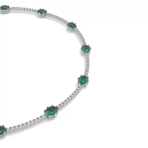 Collier Afrodite Taglio Ovale con Smeraldi e Diamanti Lirimy 2